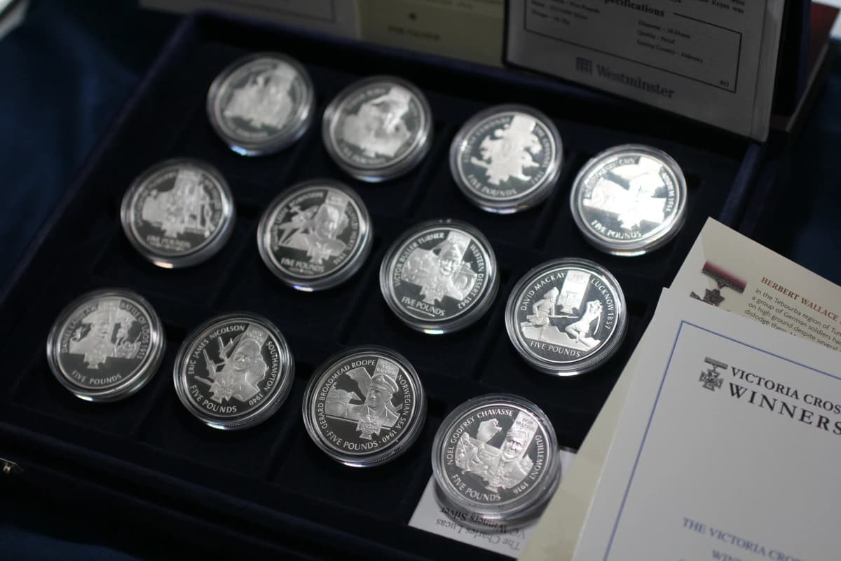 Victoria Cross Winners’ Silver Proof 17-Coin Collection