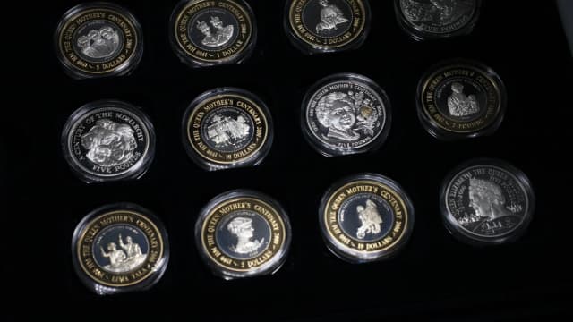 The Queen Mother Centenary Collection 2000 12-coin set of sterling silver